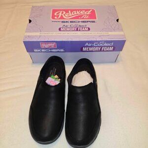 *New in Box* Ladies' Skechers - Relaxed fit, black, slip-on shoes - Size 10